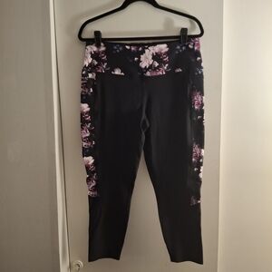 Skechers Los Angeles Women's Black and Purple Floral Leggings